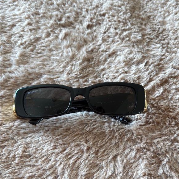 Balenciaga Black Sunglasses - Picture 1 of 3
